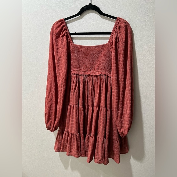 Altar’d State XS Elegant Pink Smocked Dress, ruched top, EUC, flowy, lightweight - Picture 2 of 7